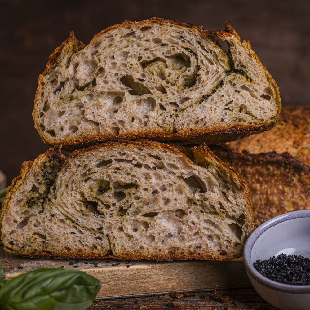 chleb pesto bazyliowe & czarnuszka DESEO