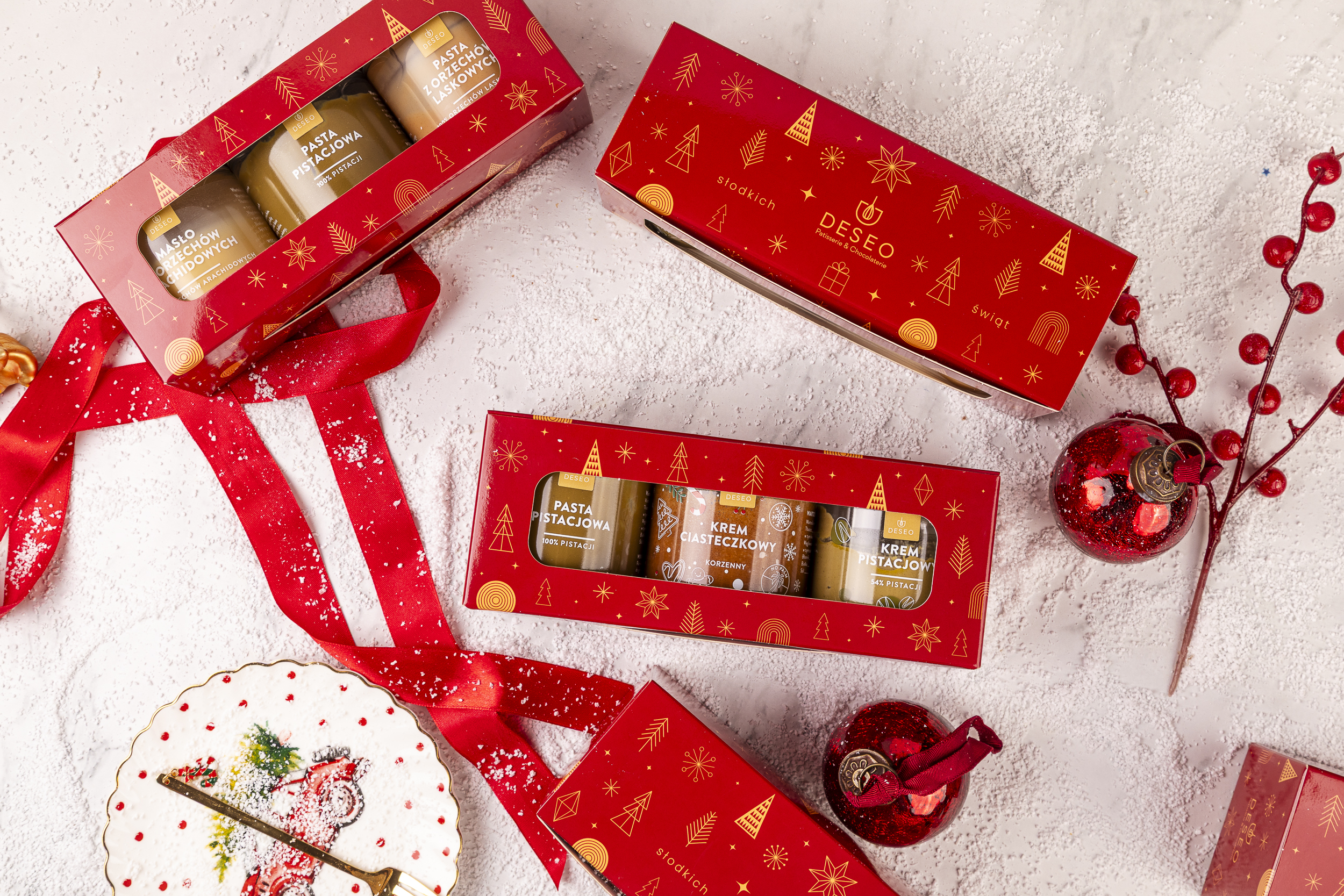Zestawy prezentowe premium! Koniec z nudnymi bombonierkami – jak DESEO definiuje luksusowy prezent firmowy i indywidualny