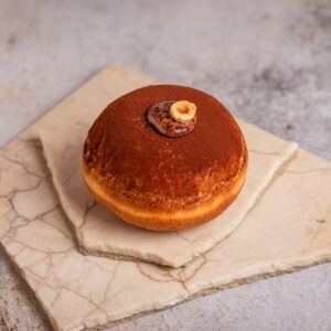 Pączek Czekolada & Orzech Laskowy