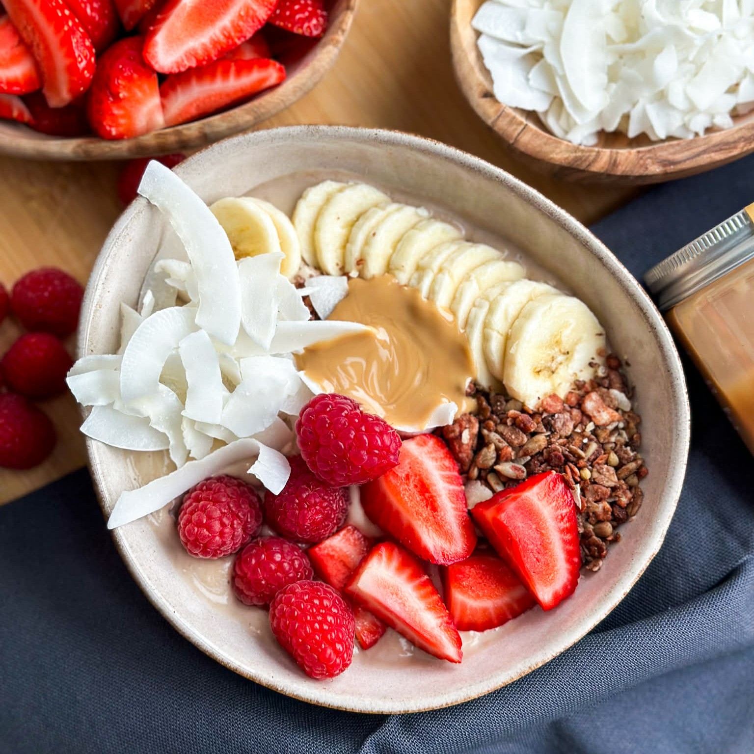 Masło z orzechów arachidowych z solą himalajską 500g